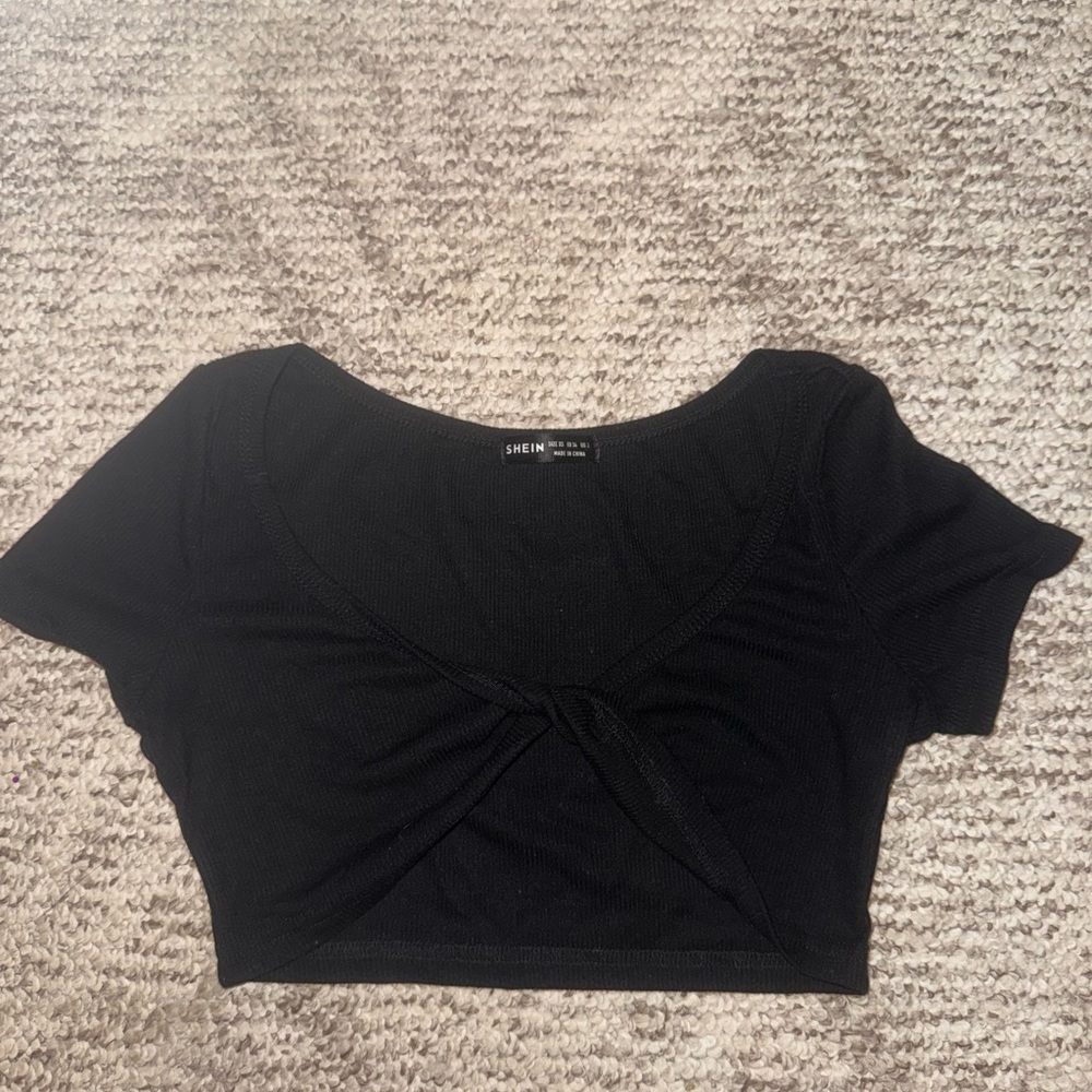 SHEIN Black Crop Top for Women